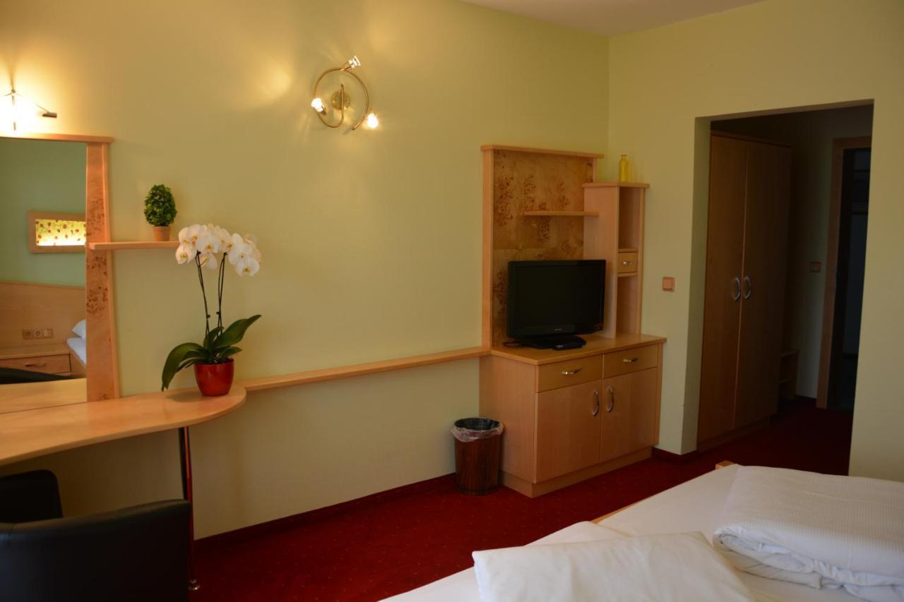 Hotel Boehmerwaldhof Ulrichsberg Buitenkant foto